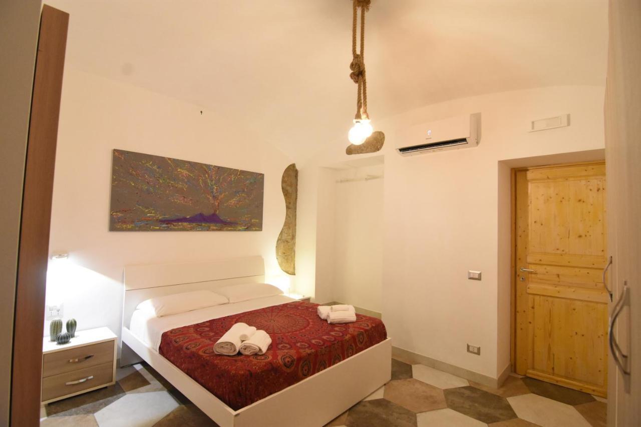 Un Salto A Napoli Apartamento Exterior foto